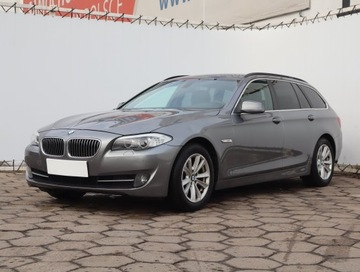 BMW Seria 5 F10-F11 2010 BMW 5 520d, VAT 23%, Skóra, Navi, Xenon, Bi-Xenon, zdjęcie 1