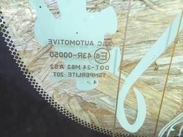 PEUGEOT 108 CITROEN C1 II TOYOTA AYGO VÍKO KUFRU ZADNÍ 2014 SKLO (OKNO)