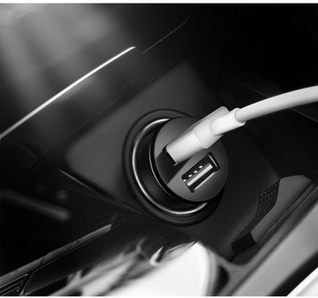 SZYBKA MOCNA ŁADOWARKA SAMOCHODOWA 2XUSB 3.4A