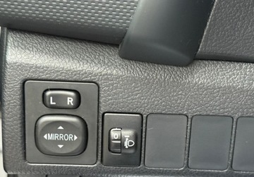 Toyota Auris II Touring Sports Facelifting 1.33 Dual VVT-i 99KM 2017 Toyota Auris salon Polska, serwis ASO Toyota, rok Gwarancja 1.3 Benzyna, zdjęcie 9