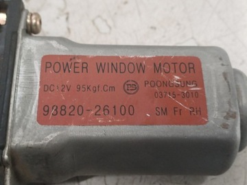 HYUNDAI SANTA FE 00- MOTOREK ZVEDÁNÍ OKNO PRAVÝ PŘEDNÍ 2PIN 9882026100