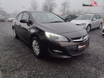 Opel Astra J Sedan 1.4 Turbo ECOTEC 140KM 2015 Opel Astra 1.4 Benzyna LPG 140KM Klimatyzacja Zarejestrowany 1.4 140KM, zdjęcie 3