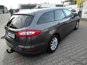 Ford Mondeo V Kombi 2.0 TDCi 150KM 2015 Ford Mondeo Klimatronik Nawigacja Alu Felgi Komputer 2.0 Diesel 150KM, zdjęcie 8
