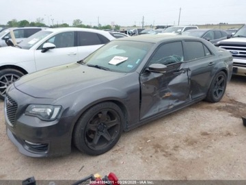 Chrysler 300C II 2019 Chrysler 300s 2019 5.7l 5.7 Benzyna 363KM, zdjęcie 1