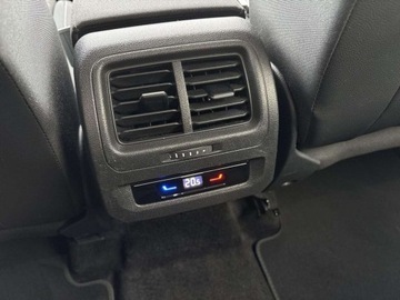Volkswagen Touran III 1.5 TSI EVO 150KM 2023 Volkswagen Touran EVO Highline DSG Kamera Cofania ACC 7 Miejsc Faktura, zdjęcie 25