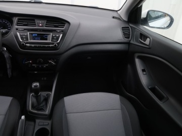 Hyundai i20 II Coupe 1.2 MPI 84KM 2017 Hyundai i20 1.2, Salon Polska, Serwis ASO, Klima, zdjęcie 7