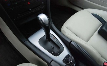 Saab 9-3 II SportSedan 2.0 Turbo 210KM 2005 Saab 9-3 2.0Turbo 210Ps Automat Navi Klimatronik RARYTAS 1 Wlasciciel BEZ, zdjęcie 30