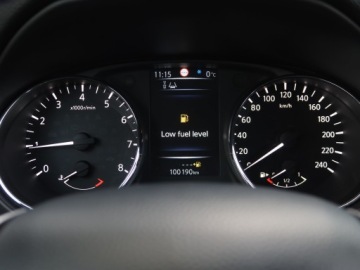 Nissan Qashqai II Crossover 1.2 DIG-T 115KM 2014 Nissan Qashqai 1.2 DIG-T, Salon Polska, zdjęcie 10