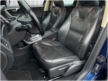 Volvo XC60 I SUV 2.0 D3 163KM 2012 Volvo XC60 Ocean Race, zdjęcie 14