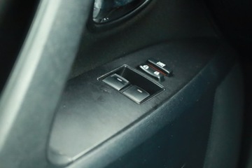 Toyota Avensis III Sedan 1.6 Valvematic 132KM 2010 Toyota Avensis 1.6 Valvematic, Salon Polska, zdjęcie 15