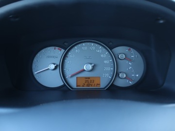 Kia Carens III 2.0 i 16V 144KM 2006 Kia Carens 2.0 16V, Klima, Klimatronic, zdjęcie 10