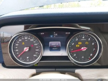 Mercedes Klasa E W213 2018 Mercedes-Benz Klasa E 2018 Mercedes-Benz E-Class E 400 RWD Coupe 3.0 329KM, zdjęcie 8