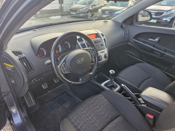 Kia Ceed I SW 2.0 143KM 2009 Kia Ceed 2009 Sliczna 2.0b z Niemiec Zarejestrowana Gwarancja 2.0 Benzyna, zdjęcie 13