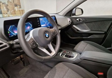 BMW Seria 1 F70 Hatchback 2.0 118d 150KM 2025 BMW Seria 1 BMW 118 d 150 KM M-sport Gwarancja abryczna 2.0 Diesel, zdjęcie 9