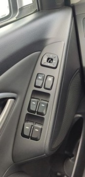 Hyundai ix35 SUV Theta 2.0 MPI 163KM 2010 Hyundai ix35 2.0 MPI ,benz ,bezwypadek ,4x4,bogata wersja 2.0 Benzyna 163KM, zdjęcie 16