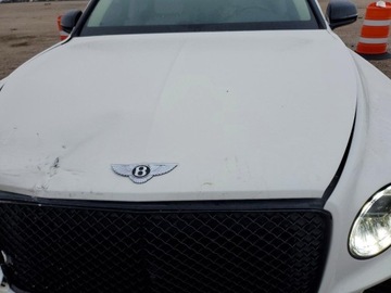 Bentley Bentayga 2022 Bentley Bentayga 2022 4.0 Benzyna 542KM, zdjęcie 6