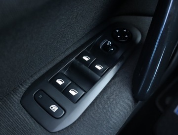 Peugeot 308 II Hatchback 5d 1.2 PureTech 130KM 2015 Peugeot 308 1.2 PureTech, Navi, Klima, zdjęcie 16