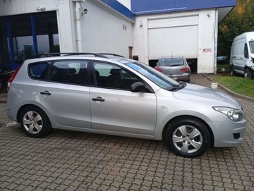 Hyundai i30 I CW Facelifting 1.4 DOHC 109KM 2010 Hyundai i30 1.4i 16v PROSTA benzyna KLIMATYZACJA stan IDEALNY BEZ rdzy 1.4, zdjęcie 22