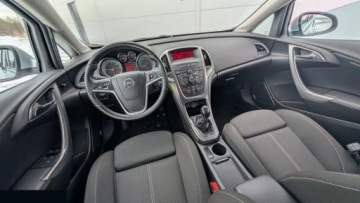 Opel Astra J Hatchback 5d 2.0 CDTI ECOTEC 160KM 2011 Opel Astra 2.0 CDTI DPF Innovation 160KM 2011r Dostawa pod dom!, zdjęcie 4