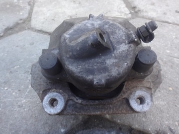 TŘMEN LEVÝ PŘEDNÍ BMW E90 E91 E92 E93 E87 E81 E82 E88 57/24/300