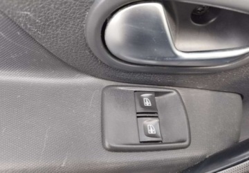 Dacia Sandero II Hatchback 5d Facelifting 0.9 TCe 90KM 2017 Dacia Sandero Stepway Dacia Sandero Stepway 0.9 tce klima navi pdc stan b, zdjęcie 23