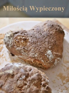 Корзина-сердечко из ротанга для растущего хлеба