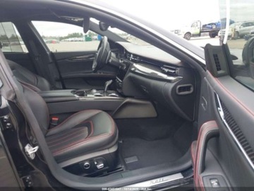 Maserati Quattroporte II 2022 Maserati Quattroporte Modena Q4 2022 3.0l 3.0 Benzyna 424KM, zdjęcie 9