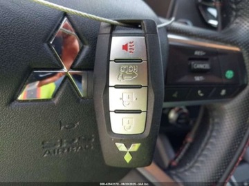 Mitsubishi Outlander III 2023 Mitsubishi Outlander 2023 MITSUBISHI OUTLANDER PHEV SE S-AWC 2.4 Hybryda, zdjęcie 15