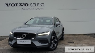 Volvo V60 II  Cross Country Facelifting 2.0 B4 197KM 2023