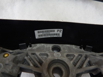 NISSAN QASHQAI I - VOLANT KŮŽE ORIG. PĚKNÝ