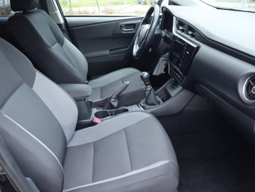 Toyota Auris II Touring Sports Facelifting 1.6 Valvematic 132KM 2016 Toyota Auris 1.6 Valvematic, Salon Polska, zdjęcie 8