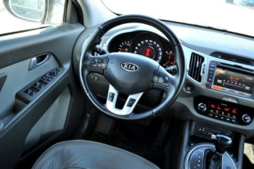 Kia Sportage III SUV 2.0 CRDi 136KM 2011 Kia Sportage 2,0 CRDi Automat Xenon Ledy Skóra, zdjęcie 6
