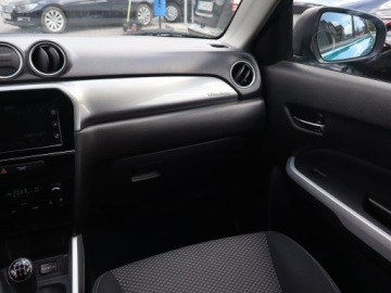 Suzuki Vitara III SUV 1.6 VVT 120KM 2018 Suzuki Vitara 1.6 VVT, Salon Polska, 4X4, Klima, zdjęcie 7