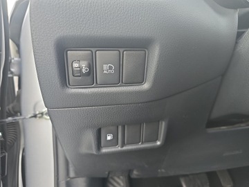 Toyota C-HR I Crossover Facelifting 1.8 Hybrid 122KM 2023 Toyota C-HR 1.8 Hybrid GPF Comfort Toyota C-HR 1,8, zdjęcie 20