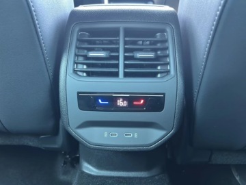 Cupra Leon II Hatchback Facelifting 1.5 eTSI MHEV 150KM 2026 Cupra Leon 1.5 eTSI 150 KM DSG, zdjęcie 30