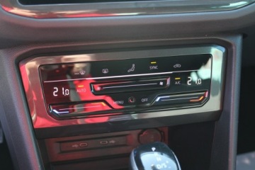 Volkswagen Tiguan II SUV Facelifting 2.0 TDI 150KM 2022 Volkswagen Tiguan LIFE DSG Salon Polska, zdjęcie 20