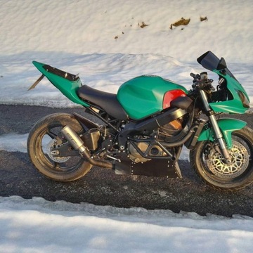 Honda CBR f4i, f4isport. Klatka stunt.