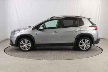 Peugeot 2008 I SUV Facelifting 1.2 PureTech 110KM 2017 Peugeot 2008 1.2 PureTech, Automat, Skóra, Navi, zdjęcie 2