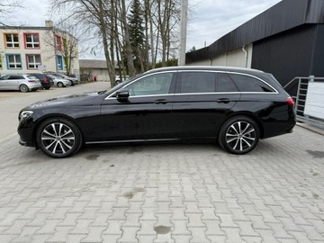 Mercedes Klasa E W213 Kombi Plug-in Facelifting 2.0 E300de 306KM 2022 Mercedes E 300 e Hybryda 50km na prądzie 2022, zdjęcie 1