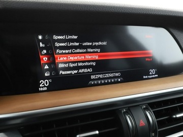 Alfa Romeo Stelvio SUV 2.0 Turbo 280KM 2017 Alfa Romeo Stelvio 2.0 Turbo Edition Automat, zdjęcie 25