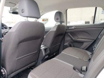 Volkswagen T-Cross SUV 1.0 TSI 110KM 2023 Volkswagen T-Cross Benzyna 110KM, zdjęcie 11