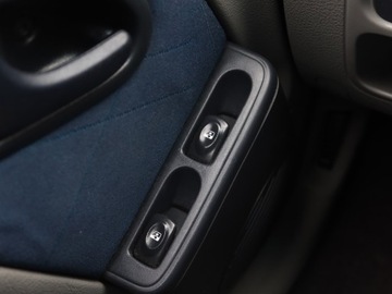 Renault Thalia I 1.4 75KM 2003 Renault Thalia 1.4, Salon Polska, Klima, zdjęcie 11