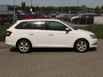 Skoda Fabia III Kombi 1.0 TSI 95KM 2018 Skoda Fabia 1.0 TSI, Salon Polska, VAT 23%, Klima, zdjęcie 5