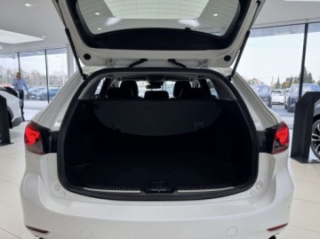 Mazda 6 III Sport Kombi Facelifting 2018 2.0 Skyactiv-G 165KM 2022 Mazda 6 SkyJoy Kamera 360 LED CarPlay Nawigacja HUD 2.0 165KM, zdjęcie 15