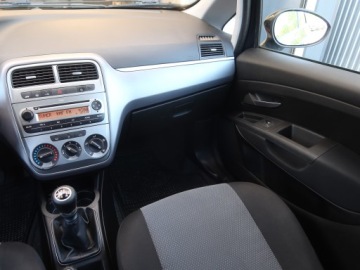 Fiat Punto Grande Punto Hatchback 5d 1.4 Start&amp;Stop 77KM 2011 Fiat Punto 1.4, Salon Polska, Klima, zdjęcie 5