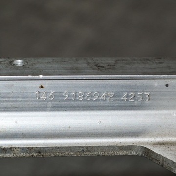 9186942 LIŠTA VSTŘIKOVAČE VOLVO V70 II SW 2.5 T