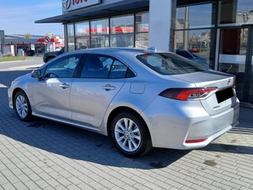 Toyota Corolla XII Sedan Facelifting 1.8 Hybrid 140KM 2025 Od ręki - Comfort 1.8 Hybrid 140KM | Podgrzewane fotele!, zdjęcie 3