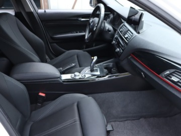 BMW Seria 1 F20-F21 2017 BMW 1 118i, Salon Polska, Automat, Navi, Klima, zdjęcie 8