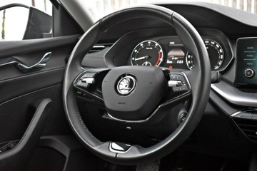 Skoda Octavia IV Liftback 1.5 TSI EVO 150KM 2022 Škoda Octavia Skoda Octavia Bezwypadkowy / Salon, zdjęcie 17