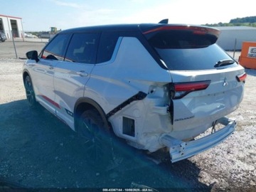 Mitsubishi Outlander III 2024 Mitsubishi Outlander SE S-AWC 2024 2.5l 2.5 Benzyna 181KM, zdjęcie 3